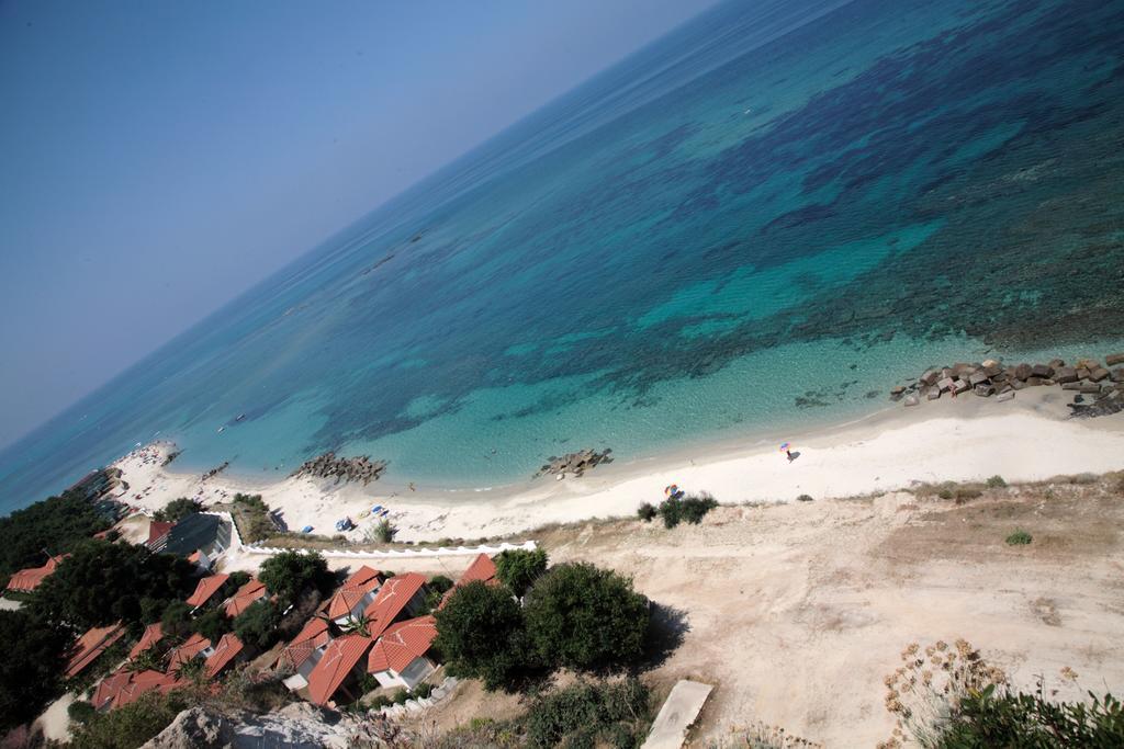 Appartamento Panoramico Santa Domenica 산타도메니카 객실 사진